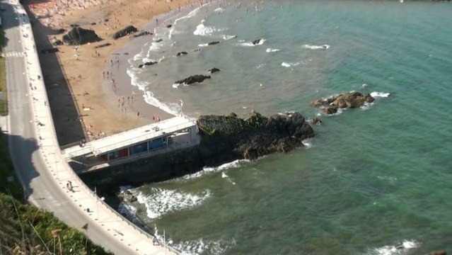 AMBIENTE playas de Palmera y Huelgues en Asturias 7 agosto 2012