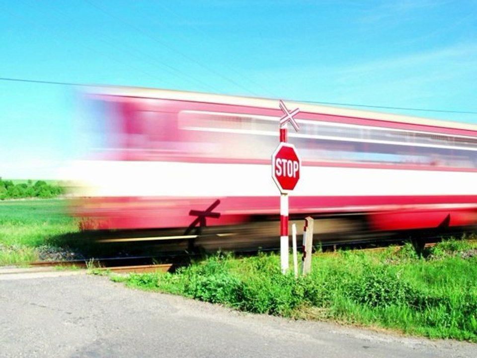10 Seguridad Vial cruces de pasos a nivel puentes moviles y tuneles