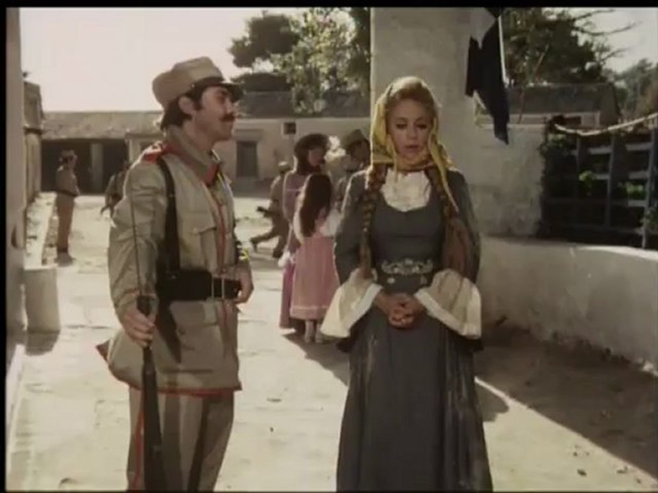 ΓΥΡΕΥΩ ΤΟΝ ΜΠΑΡΛΑ...