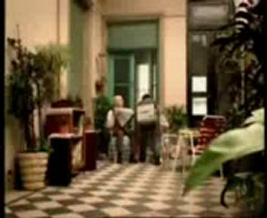 en komik videolar www.SesLiDeMerKez.com
