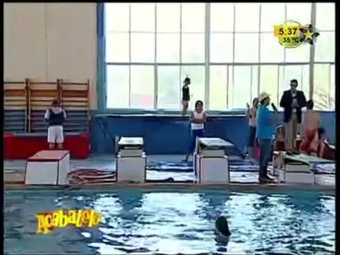 Estrellita y Marina Sotelo en los clavados sincronizados