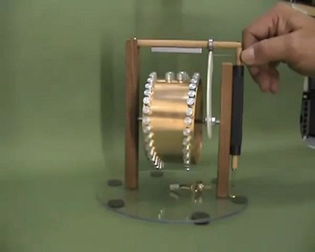 Moteur à aimants permanents - V gate de Roobert33