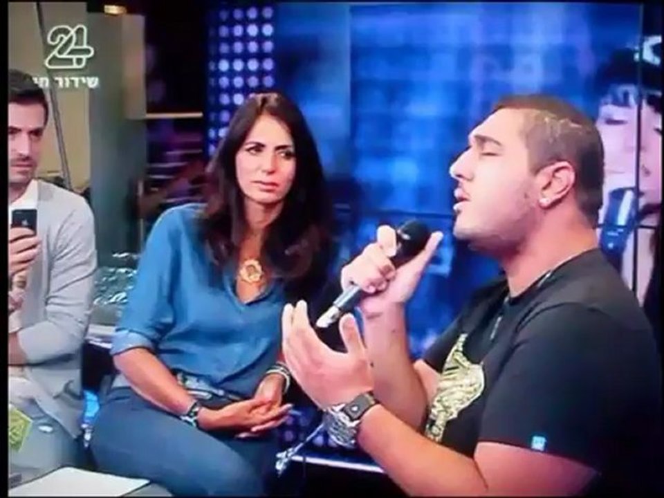 שגיא טרבלסי בשיר "מחכה שישוב" -אלירז כתב והקדיש ליהודית מור