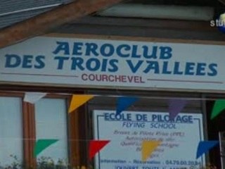 VOL SUR LE MONT BLANC