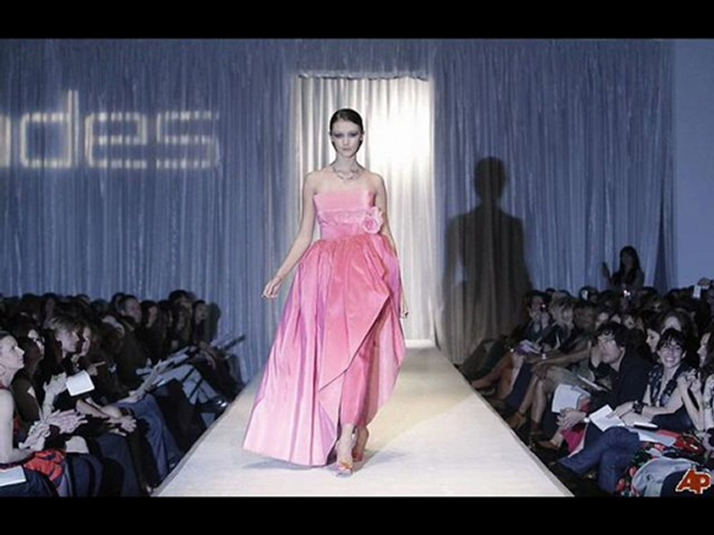 JoFace Fashion- what is fashion , female models , fashion