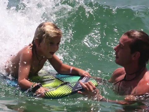 CelebrityBytes: Gavin and Kingston Get Their Boogie Board On