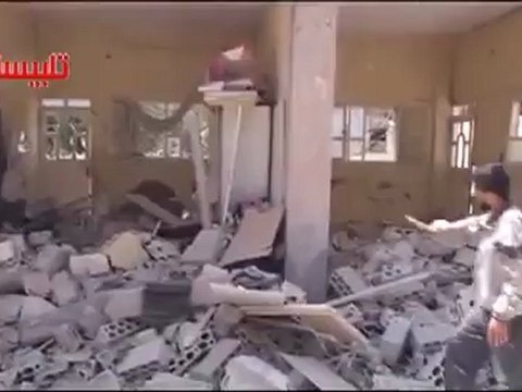 Syria فري برس حمص تلبيسة حارة مدمرة بعد القصف بالطيران 6 8 2012