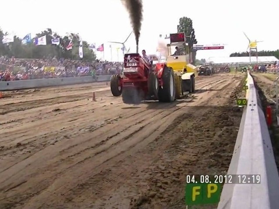 Trekkertrek 2012 Renault 1451