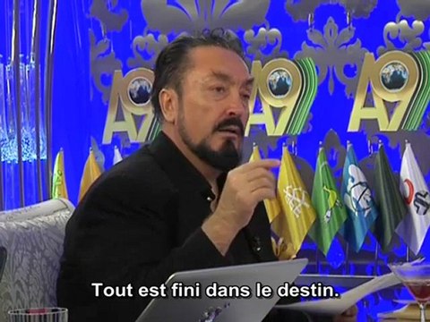 Twitter et Facebook furent créés avant même que le monde n’ait été créé