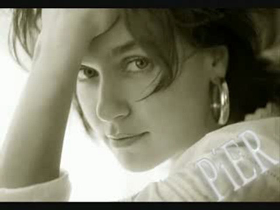 Şevval  SAM        "Kapıldım    Gidiyorum "