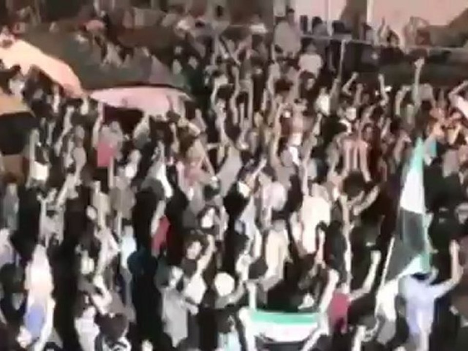 Syria فري برس دمشق-مظاهرة جامع زيد بعد التقائها مع مظاهرة الذهبية 8-8-2012