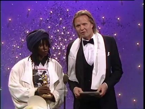 Bob Hoskins Wins Best Actor Motion Picture Drama - Golden Globes 1987