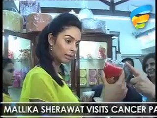 Mallika Sherawat visits Cancer Patients