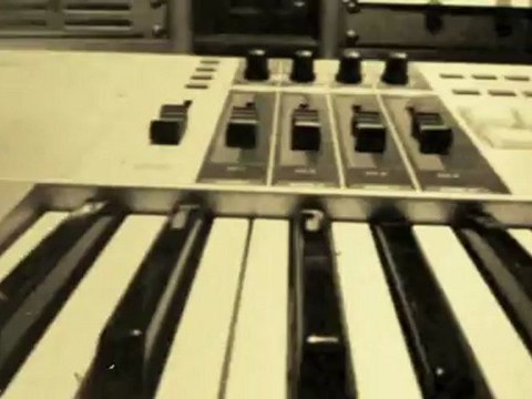 Problem feat Dom Kennedy, Bad Lucc & Skeme iPhones & Bad Bitches