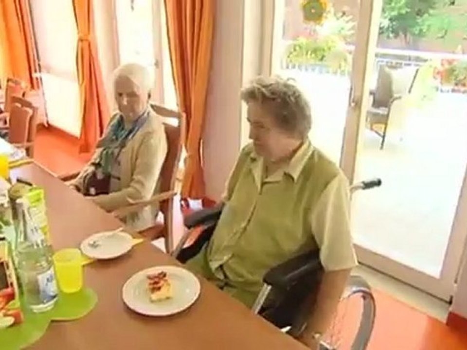 Erfolgsgeschichte Freiwilligendienst | Politik direkt Serie "Jugend in Deutschland"