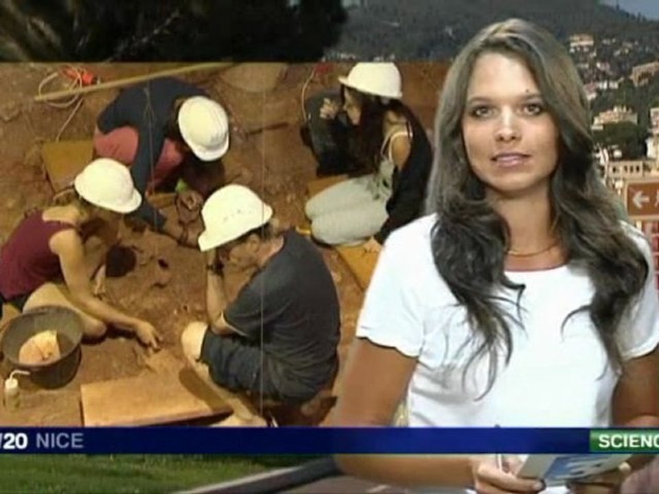 De jeunes étudiants-chercheurs grotte du Lazaret