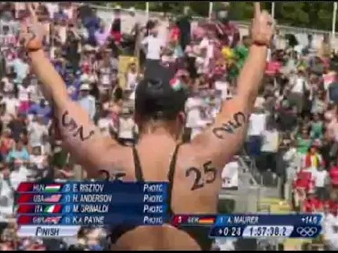 Risztov Éva Olimpiai Bajnok 10 km nyíltvizi úszásban