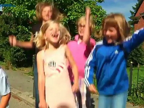 Kromowidjojo krijgt huldiging in geboortedorp Sauwerd - RTV Noord