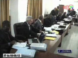 Séance de travail entre le gouvernement, le PEEDU, la SNDE et la société française Veolia