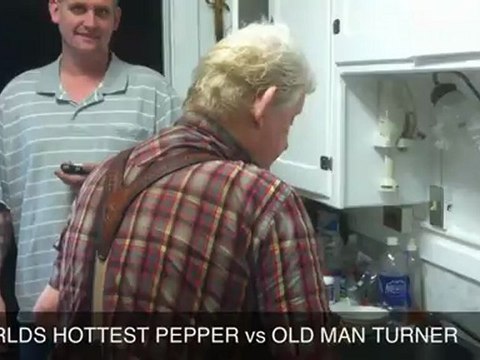 OLD MAN VS MORUGA SCORPION THE WORLDS HOTTEST PEPPER