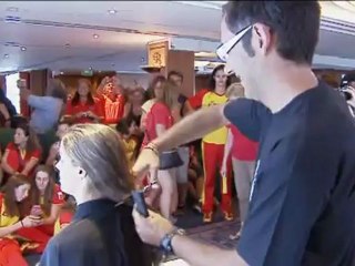 Las chicas de la natación sincronizada se cortan la coleta