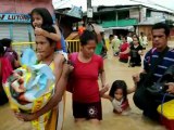 الفيضانات تجتاح الفيليبين وتشرد نحو مليوني شخص