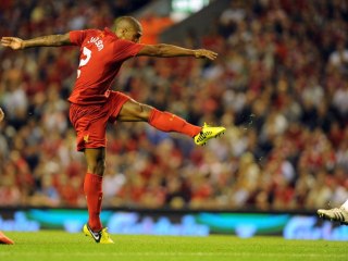 L'énorme volée du gauche signée Glen Johnson !