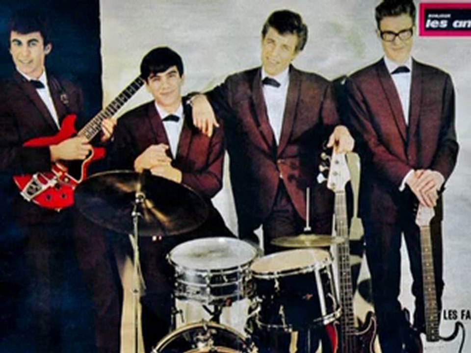 LES FANTÔMES (Walk Don't Run)