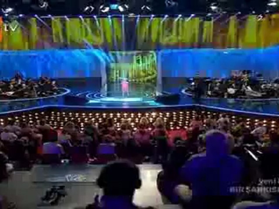 Bir şarkısın Sen - Bilgen Taş - Dam Üstünde Çul SereR