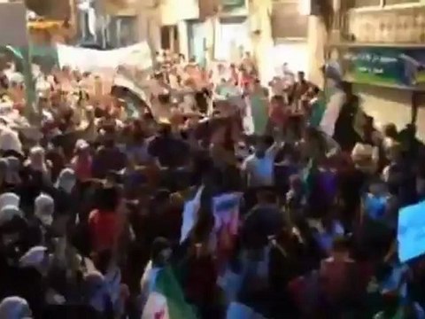 Syria فري برس ريف دمشق يبرود مظاهرة مسائية رائعة للأحرار والحرائر 10-08-2012