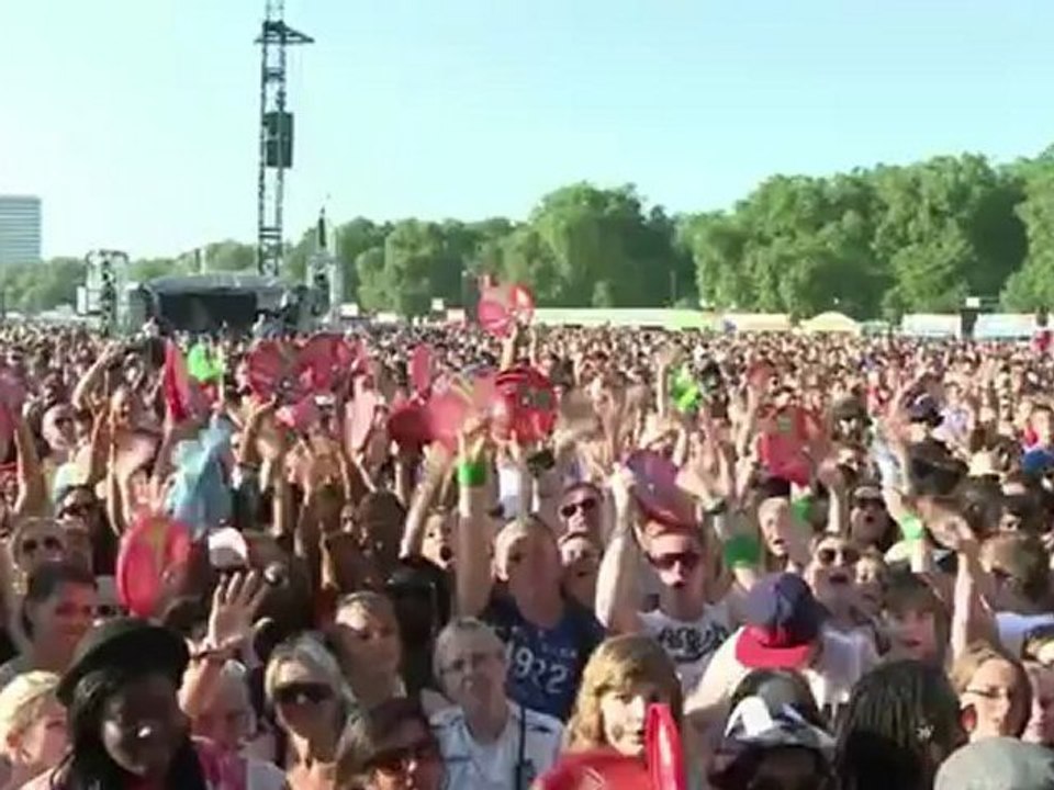 JO : la flamme olympique termine son périple à Londres avec un concert géant