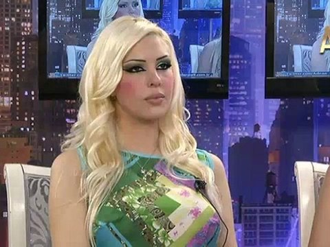 Adnan Oktar'ın Kadıköy'deki fosil sergisini engellemeye çalışanlara cevabı 3