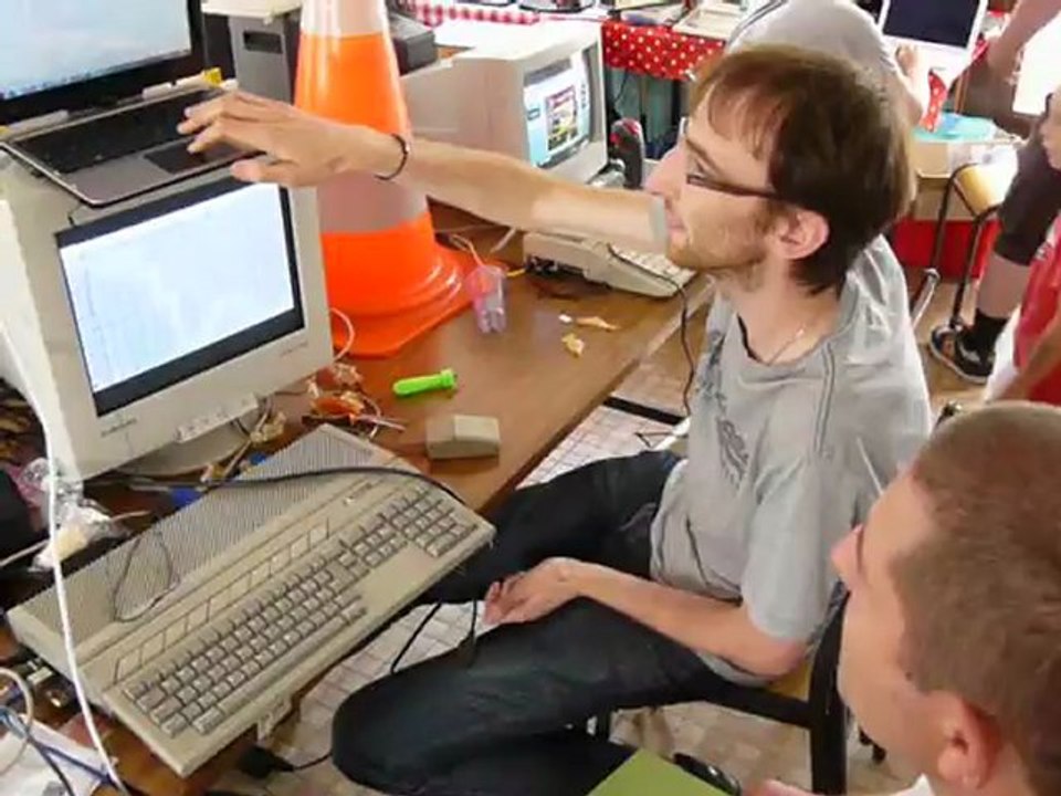 ADN 2012 - dimanche 11h33 - un jeu Falcon030 est sur le point de naitre [partie 5-6]