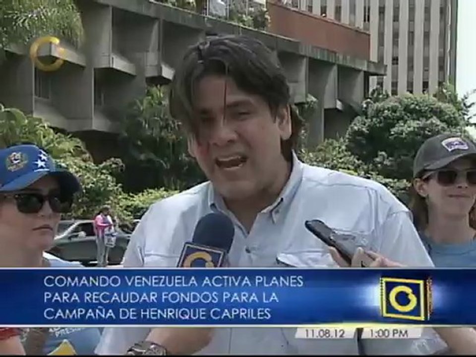 "Cada afiche y pendón de Capriles es pagado voluntariamente por los venezolanos"