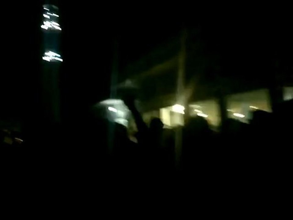 Syria فري برس حمص  القريتين  مظاهرة مسائية تتحدى كلاب الأمن 11-8-2012