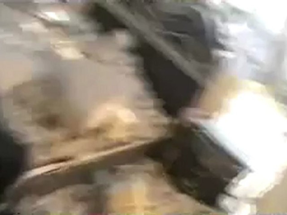 Syria فري برس  ادلب محمبل قصف المنازل بمدافع كفوزديكا12 8 2012