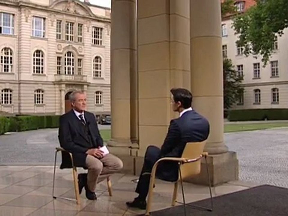 Im gespr?ch: bundeswirtschaftsminister philipp r?sler, fdp | journal interview