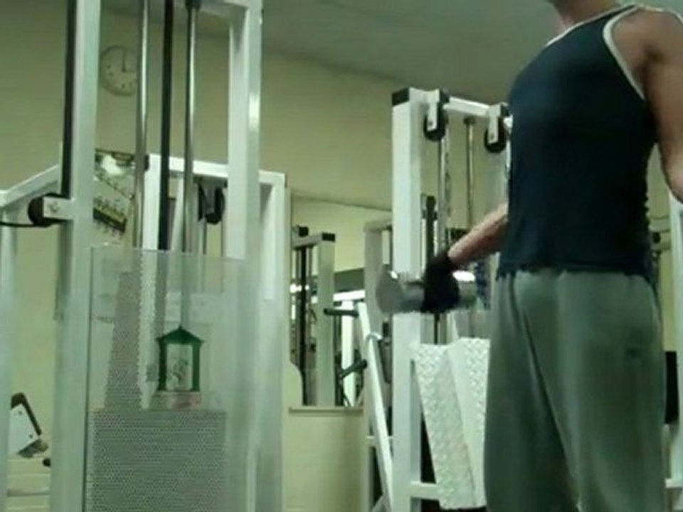 Laura London challenges: Angled Out Bicep Curls