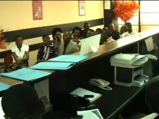 la première remise des visas aux clients Accès Canada Kinsha