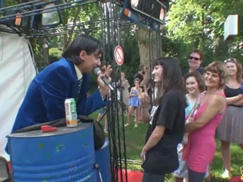 La 4l infernale Compagnie Tu t'attendais à quoi ? Scenes de Rue 2012 Mulhouse