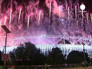 Londra 2012'nin kapanış töreni açılışı gölgede...