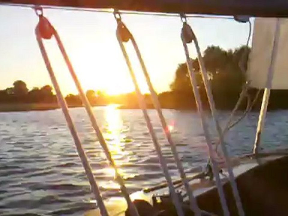 sailing Karat 6 knots!!