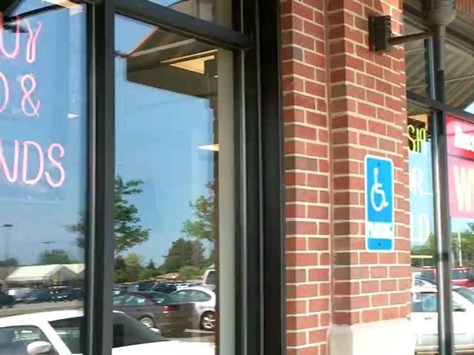 We Buy Gold - Russ Gold And Diamond Center. Cash for gold. Roseville, Michigan. Independent business.