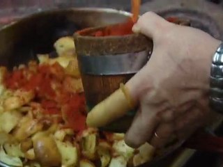 حساء الثوم - طبق خاص من مدريد | يوروماكس