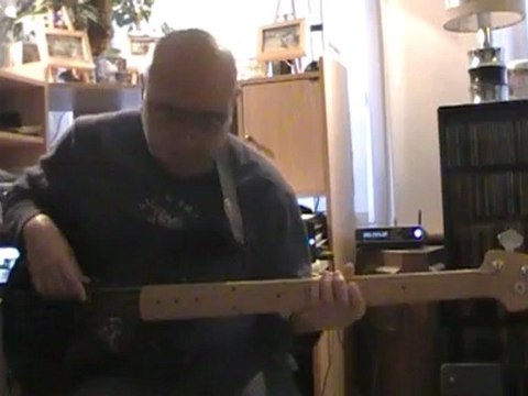 Another part of me Micael Jackson basscover Bob Roha