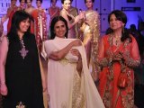 Katrina Kaif walks the ramp at Delhi Couture Week  2012