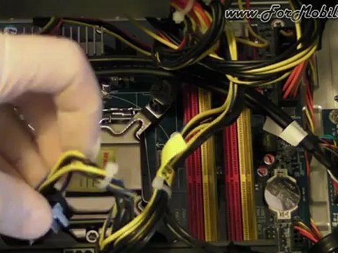 Shuttle SZ77R5 - Come inserire scheda PCIe a doppio slot