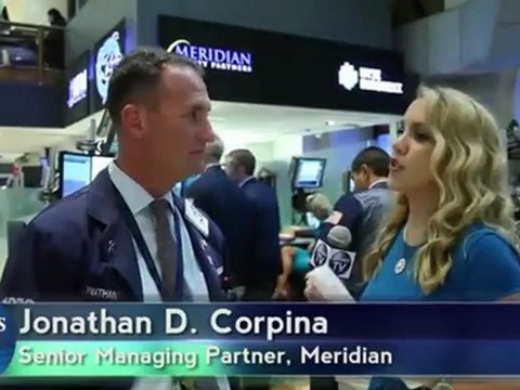 Philadelphia Fed: Manufacturing Activity Shrinks for Fourth Straight Month