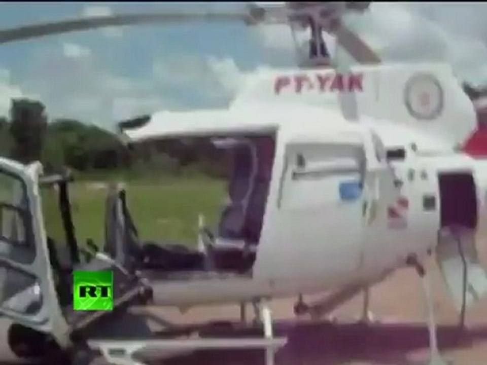 Video: Rescue helicopter falls apart on landing in Brazil