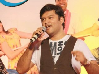 Marathi Album Tu Me Ani Paus Is Risihkesh's First Venture With Sagarika Music - Entertainment News
